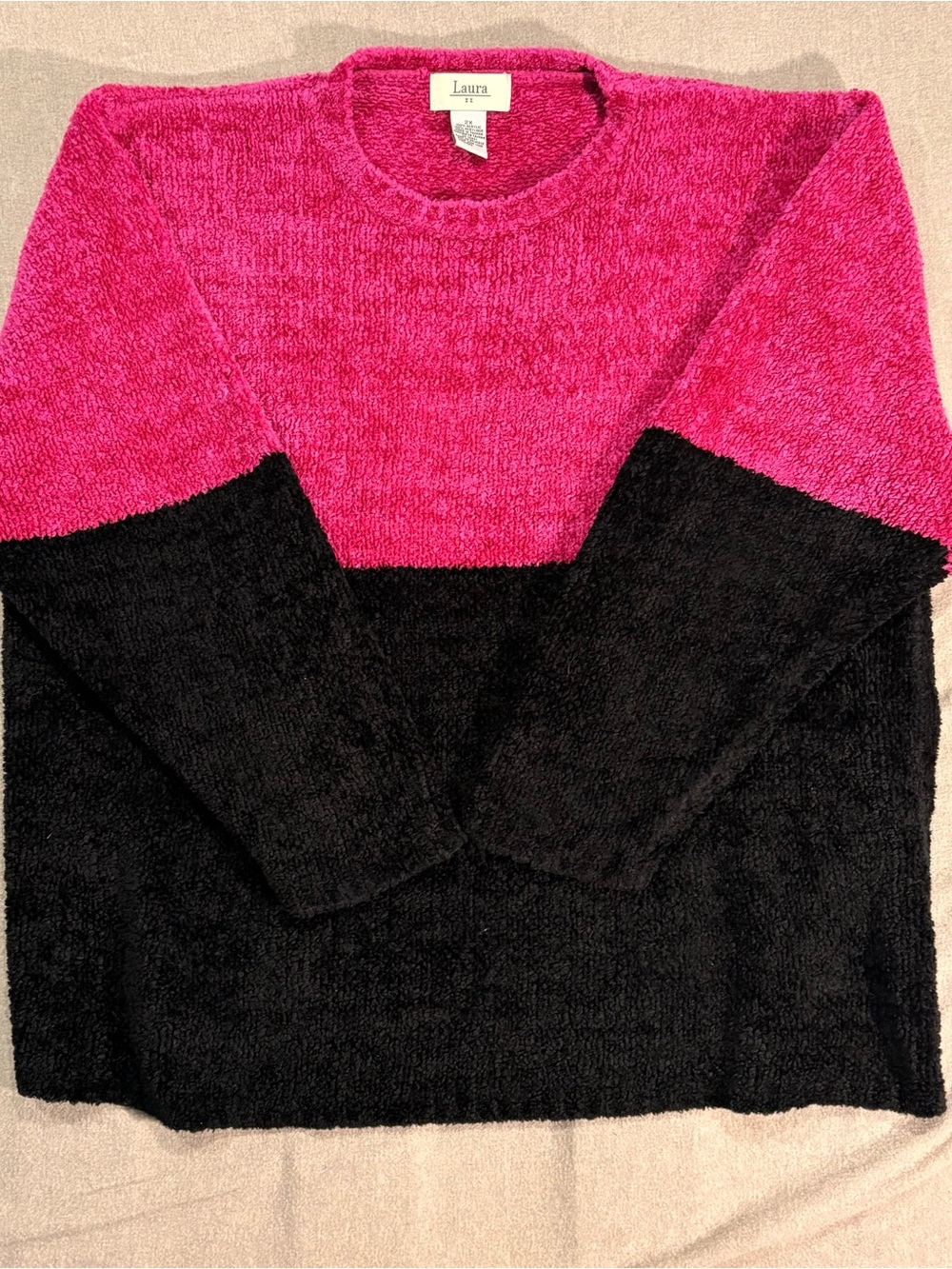 Laura Women’s 2X So Soft Pink & Black Colorblock Crewneck Sweater Plush